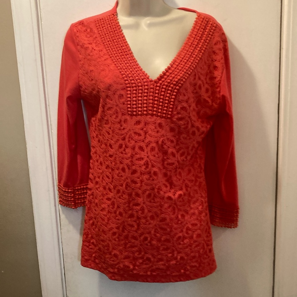 Shannon Ford Red small lace accent top 25-162-1